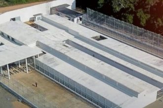 grupo-especial-da-pm-tenta-capturar-12-foragidos-em-maues-(am)